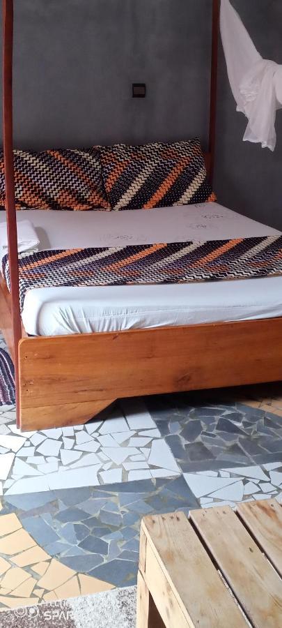 Akwa Guesthouse Котону Экстерьер фото